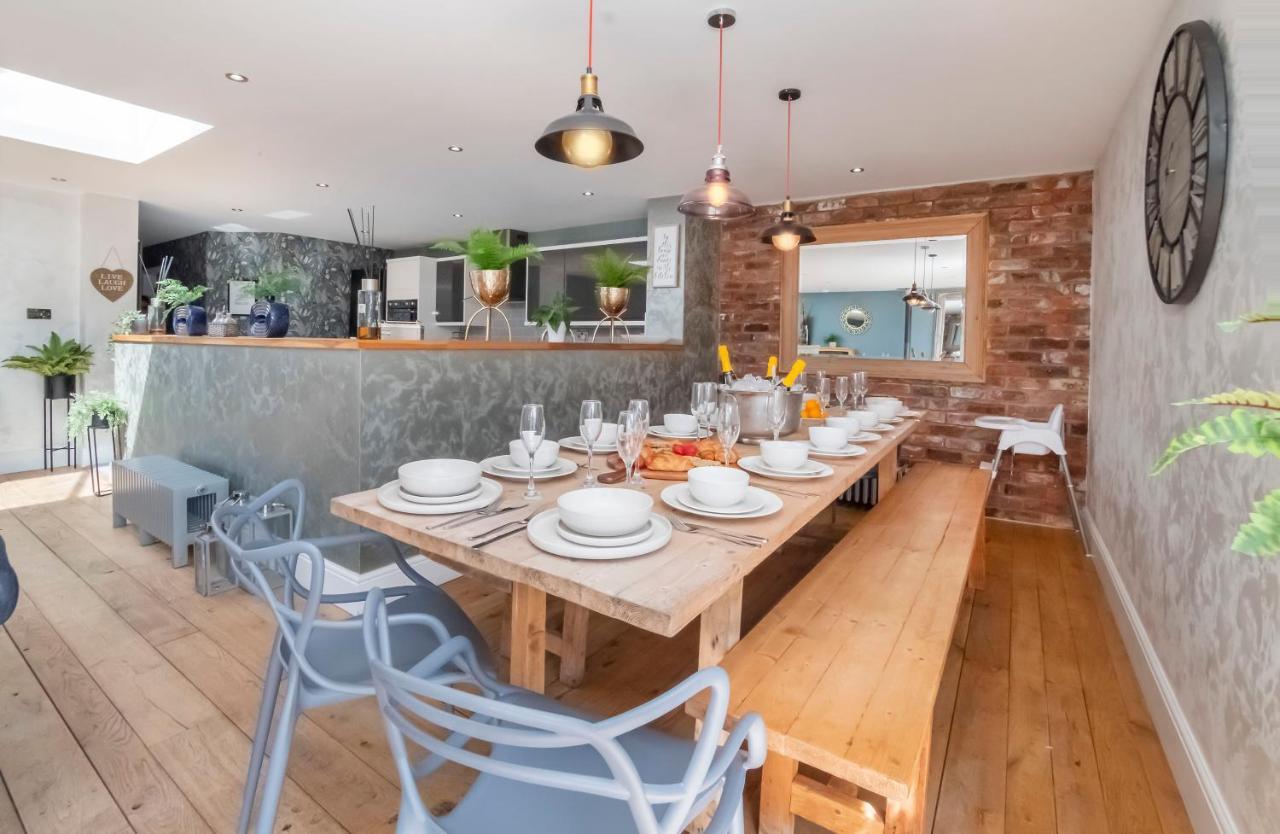 The Stables Luxury House With Hot Tub Leilighet York Eksteriør bilde