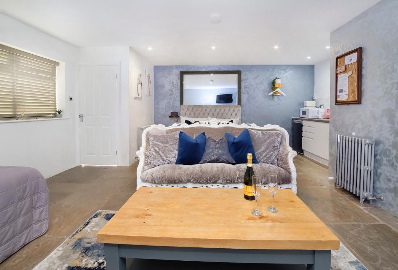 The Stables Luxury House With Hot Tub Leilighet York Eksteriør bilde